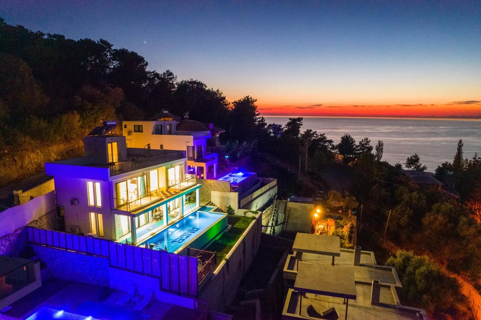 In Faralya eine Villa mit Meeresblick