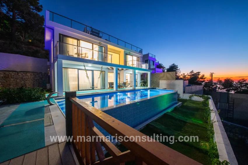 In Faralya eine Villa mit Meeresblick