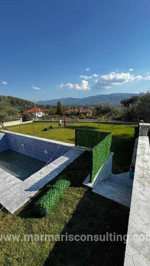 3+1-Zimmer Villa Zu verkaufen in Kızılyaka Bz. Ula - 465 m²