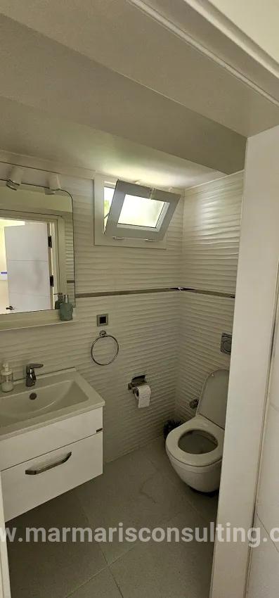 3+1-Zimmer Einfamilienhaus Zu Verkaufen in İçmeler Bz. Marmaris - 200 m²