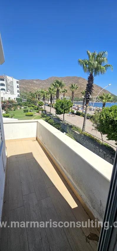 3+1-Zimmer Einfamilienhaus Zu Verkaufen in İçmeler Bz. Marmaris - 200 m²