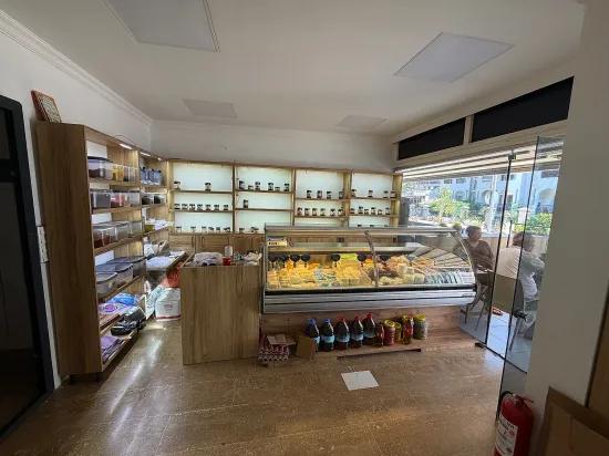 Armutalan Zentrum satılık 50 m2 Straße Über der Laden