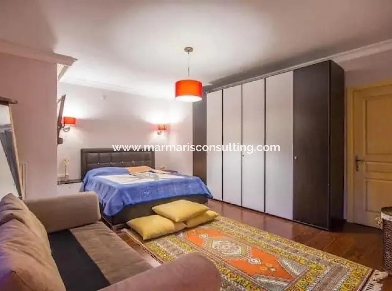 Das Gebiet Von Marmaris Armutalan Freistehende Villa Zum Verkauf 4 Zimmer 1 Wohn-Zimmer-Triplex-Villa Komplett