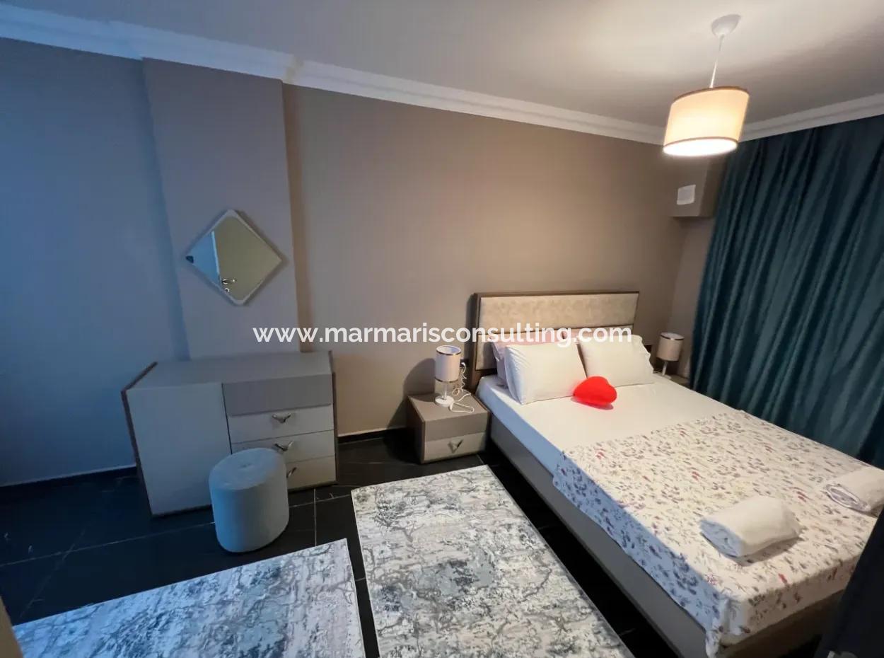 3 Zimmer, 1 Wohnzimmer, 3 Bäder, Ultra-Luxuriöse Tagesmiete Villa Mit Komplett Freistehendem Pool Im Viertel Marmaris Cetibeli