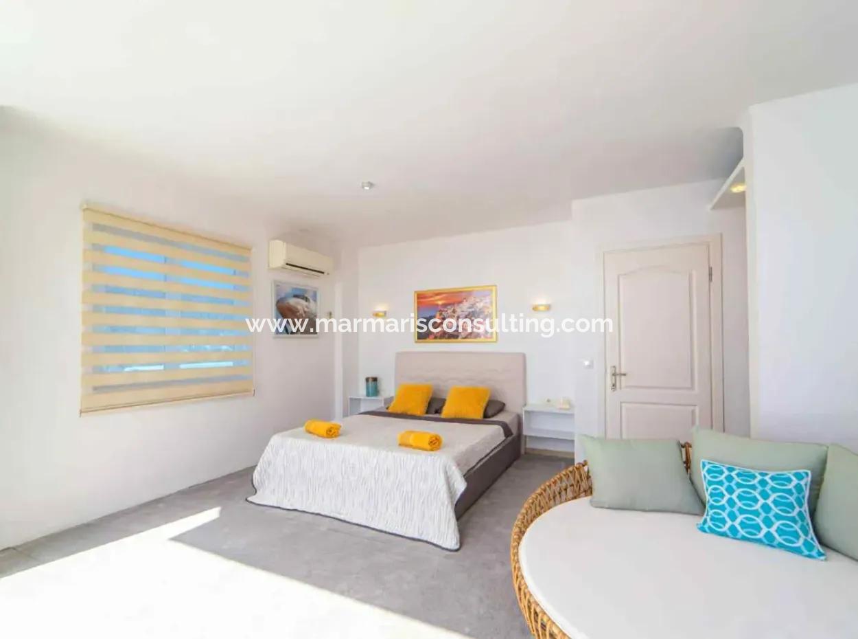 Eine Freistehende Villa Zum Verkauf Mit Einem Herrlichen Pool Mit Meerblick In Kalkan Ist Eine Maßgeschneiderte Villa