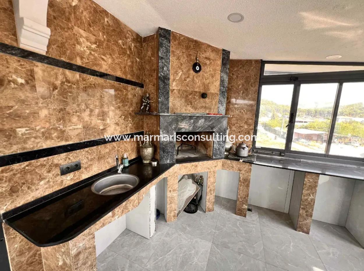 Tolles Portfolio! Die Einzigartige Natur Von Marmaris Und Seine Lage In Der Nähe Des Zentrums. 5 Einheiten Von 2 1 Voll Möblierten Wohnungen, Die Für Die Vermietung Von Unternehmen Im Gebäude Geeignet Sind