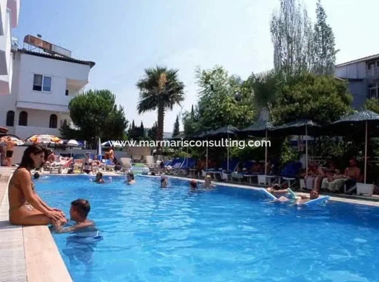 70 Zimmer-Hotel Zum Verkauf In Der Nähe Des Meeres In Zentrum Von Marmaris