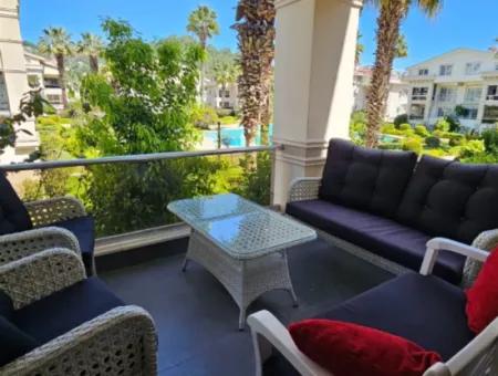 Camiavlu Neighborhood 3 1 Rückwärtsduplex Zum Verkauf Auf Einem Sicheren Gelände Mit Pool