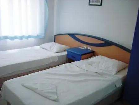 Hotel Mit 33 Zimmern Im Zentrum Von Marmaris Zum Verkauf