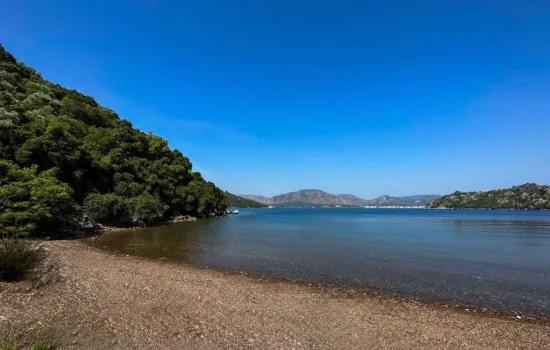 Marmaris Orhaniye Stadtteil In 6000 M2 Privater Anlegesteg Vorhanden Satılık Bucht