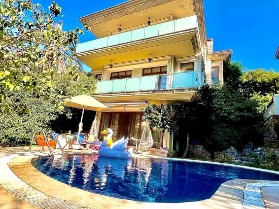 Zu Verkaufen 4+2 Villa – 970 m² Grundstücksanteil – Armutalan