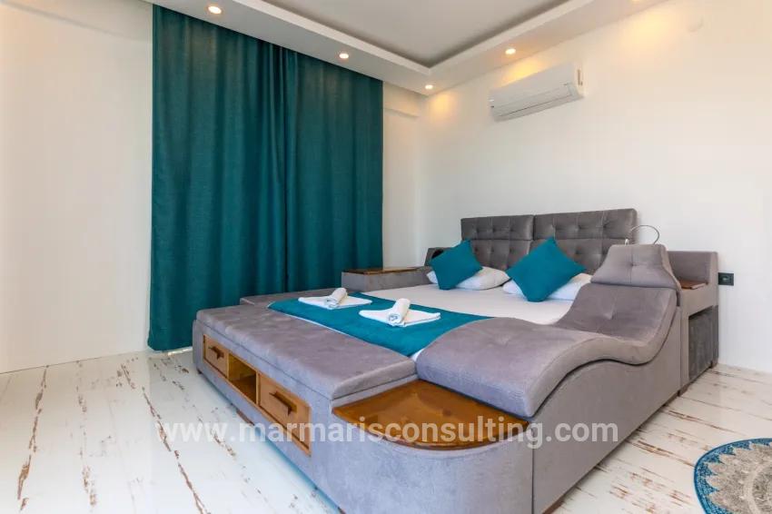 4+1 Bedroom Detached house For sale in Faralya Nbh. Fethiye - 500 m²