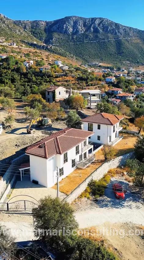 7+3 Bedroom Complex building For sale in Söğüt Nbh. Marmaris - 756 m²