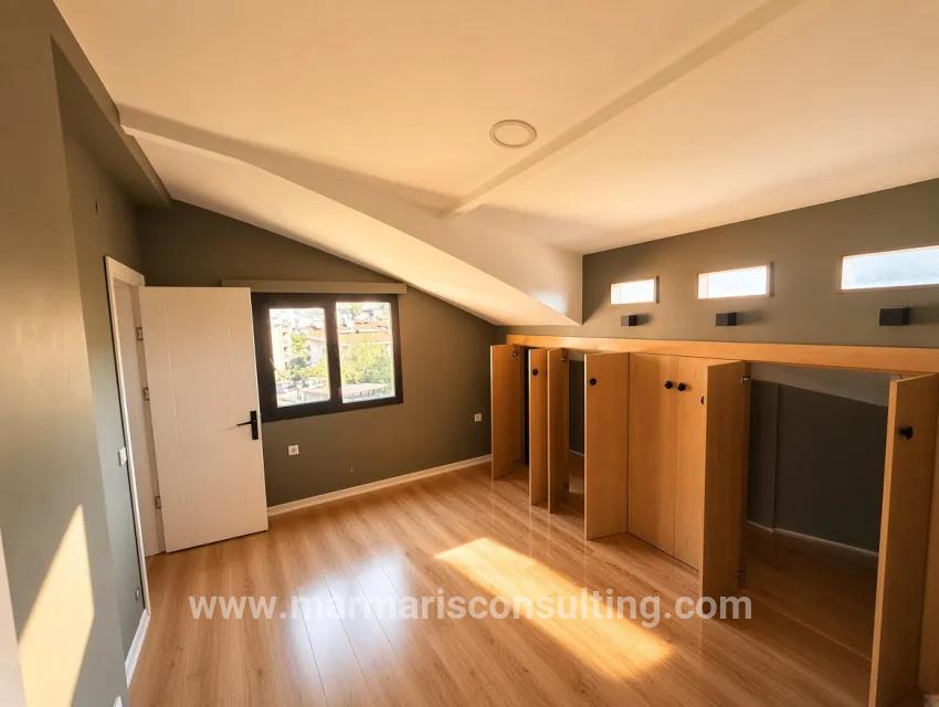 3+1 Bedroom Apartment For sale in Armutalan Nbh. Marmaris - 140 m²
