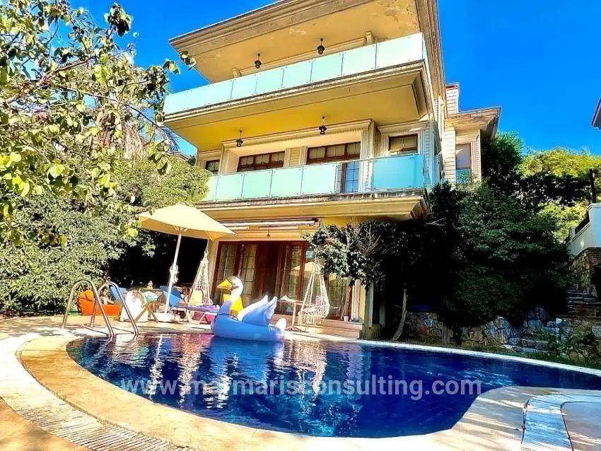 4+2 Bedroom Detached house For sale in Armutalan Nbh. Marmaris - 970 m²