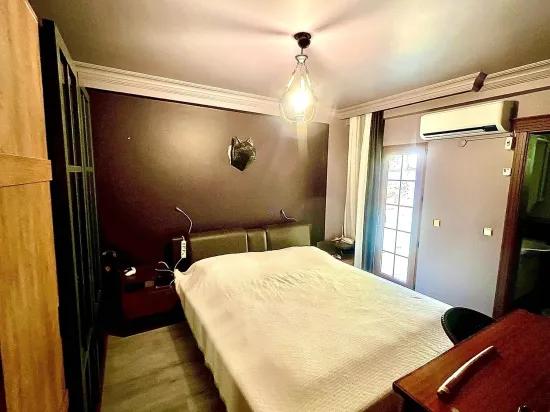 For Sale 4+2 Villa – 970 m² Land Share – Armutalan