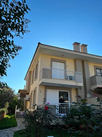 Detached 3+1 Furnished For Rent Villa
