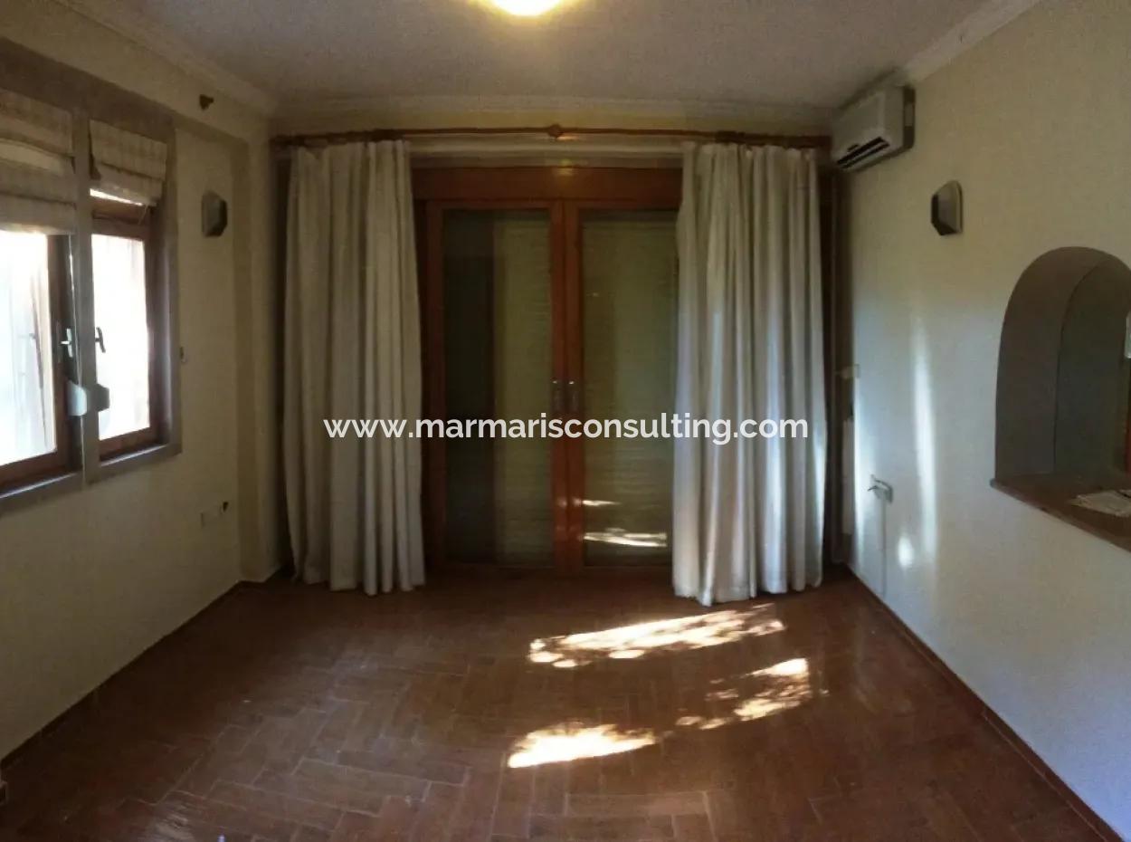 10 Bedroom 2 With Pool In The Centre Of Marmaris.2500M2 Plot Is For Sale In Our Estate.