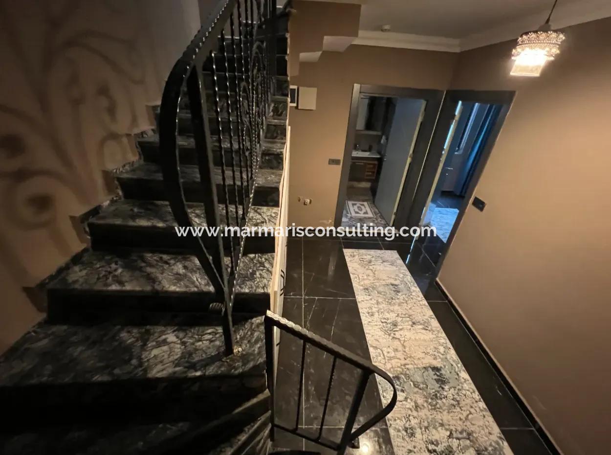 3 Rooms, 1 Living Room, 3 Bathrooms, Ultra-Luxury Daily Rental Villa With Fully Detached Swimming Pool In Marmaris Cetibeli Neighborhood