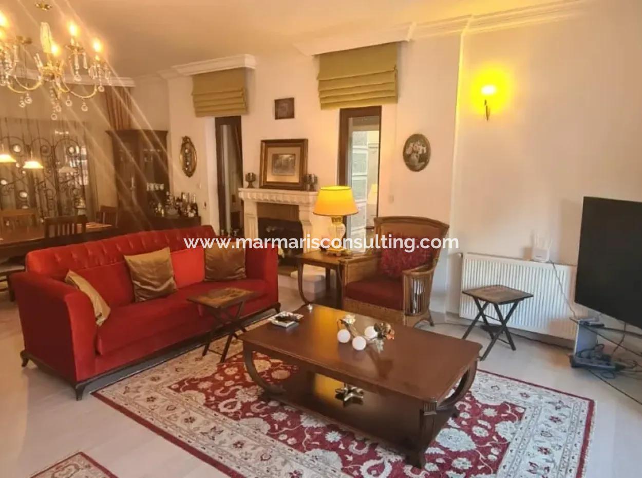 Villa For Sale In Armutalan, Marmaris With A Fully Detached Garden And Pool