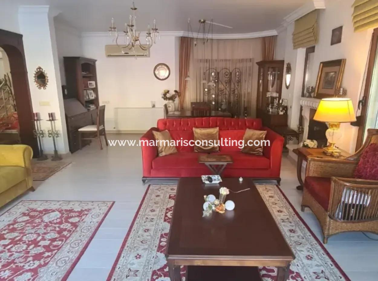Villa For Sale In Armutalan, Marmaris With A Fully Detached Garden And Pool