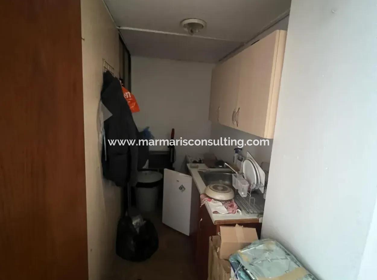 Shop For Sale 90M2 On The Main Street In The Center Of Armutalan, Marmaris