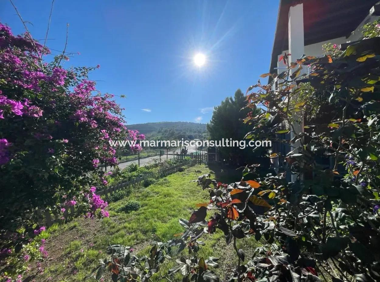 Ground Floor, Private Entrance, In A Complex With A Pool, 5 Minutes From Türkbükü.