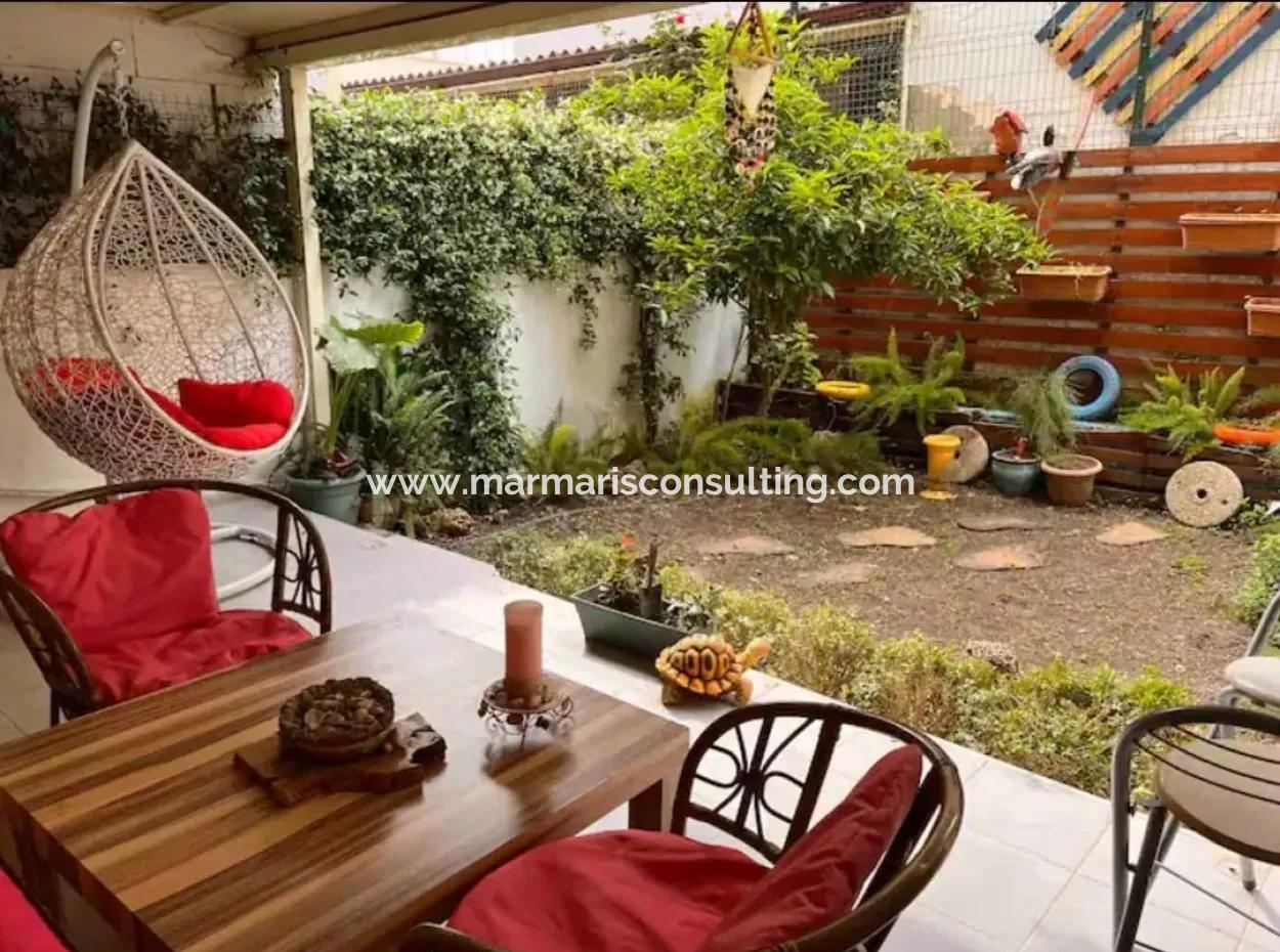 Çıldır Mahallesi 2 1 Garden Duplex Flat For Sale