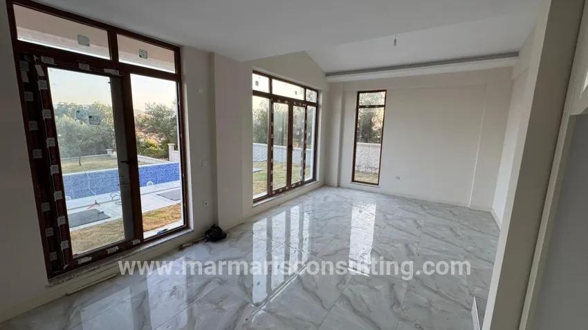 Для продажи Вилла 3+1 в Kızılyaka Ula - 465 m²