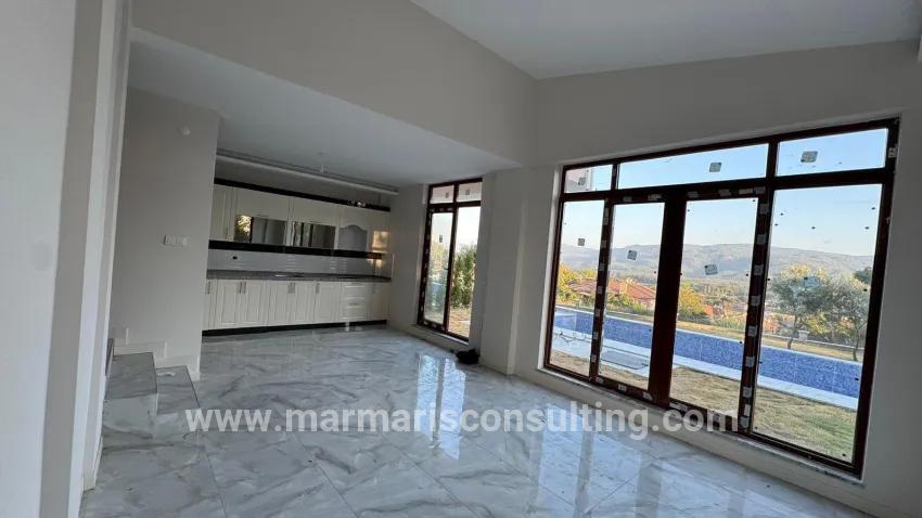 Для продажи Вилла 3+1 в Kızılyaka Ula - 465 m²