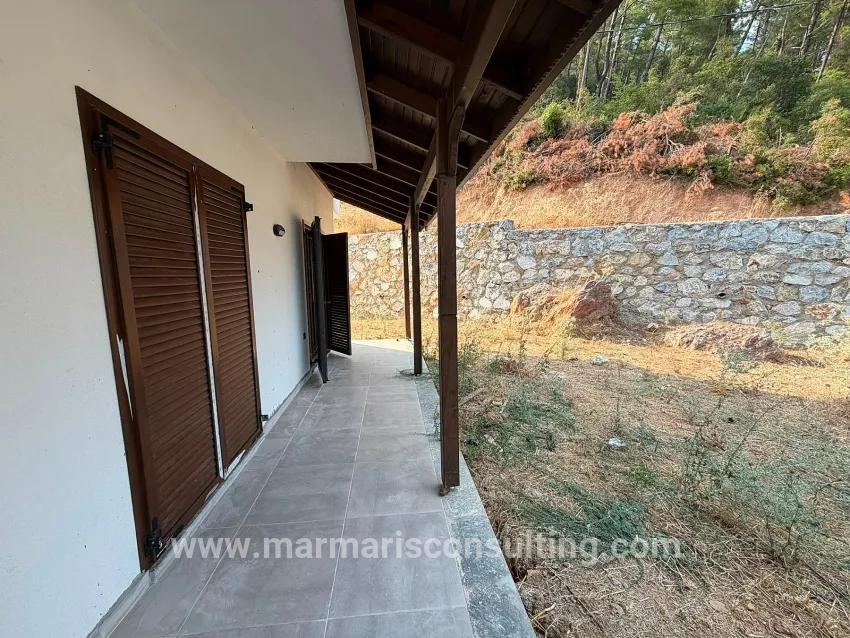 Для Продажи Вилла 3+1 в Çetibeli Marmaris - 140 m²