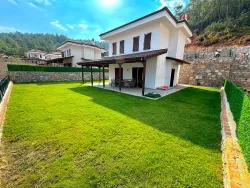 Для Продажи Вилла 3+1 в Çetibeli Marmaris - 140 m²