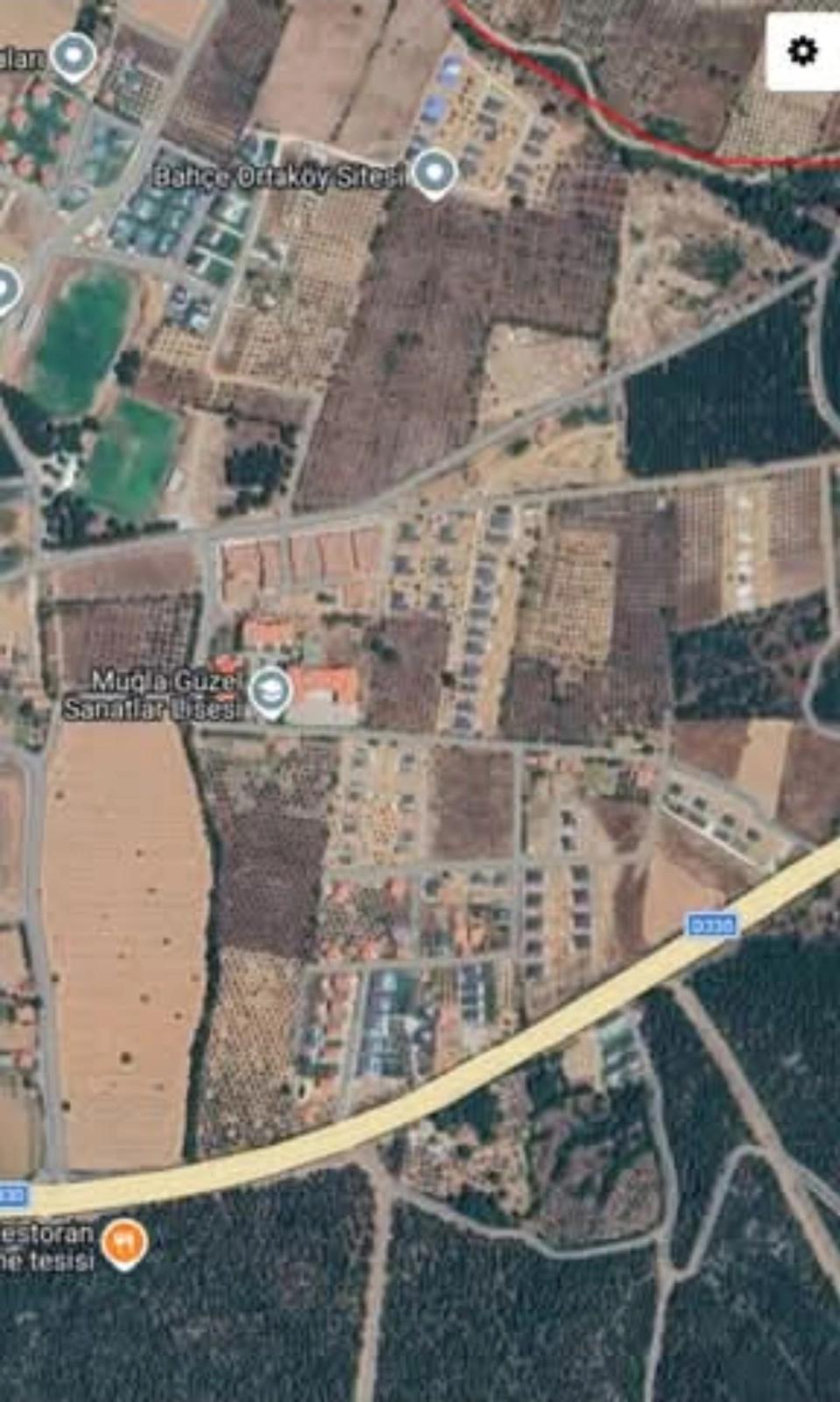Emlakçıdan Gayrimenkul'den Muğla Ortaköy 750 M2 10/20 İmarlı Arsa