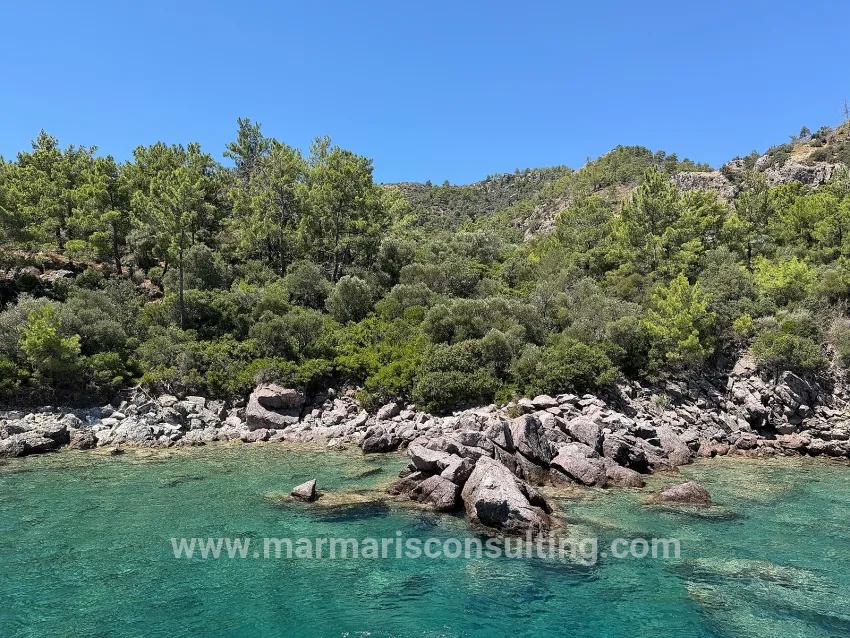 Marmaris Turunç koyunda denize sıfır 4700 m2 kontrollü kullanım alanı