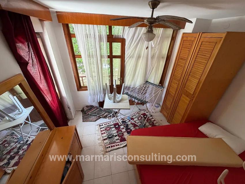 Bencik köyünde yeşil deniz sitesinde satılık villa