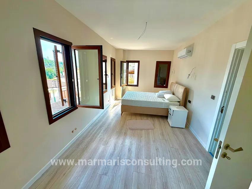 Marmaris Çetibeli Mah. Satılık 5+1 Villa - 220 m²