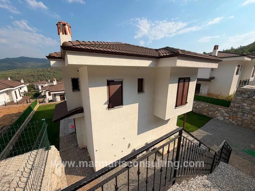 Marmaris Çetibeli Mah. Satılık 3+1 Villa - 140 m²