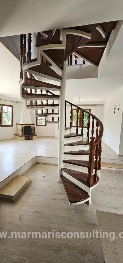 Marmaris Armutalan Mah. Satılık 3+1 Villa - 160 m²