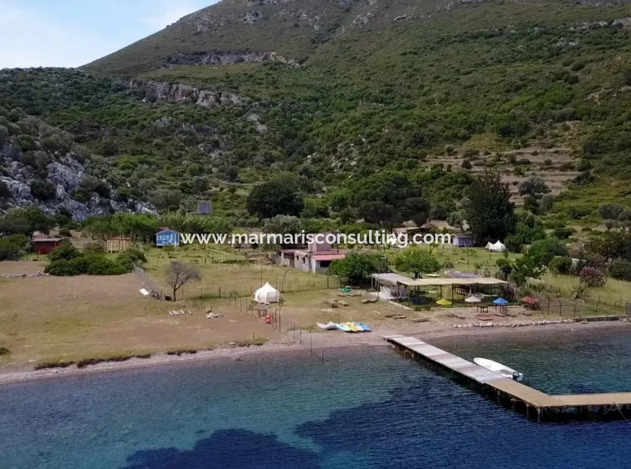 Marmaris Bozburun Koyunda Denize Sıfır 2600 M2 Yatırım İçin Uygun Arsa