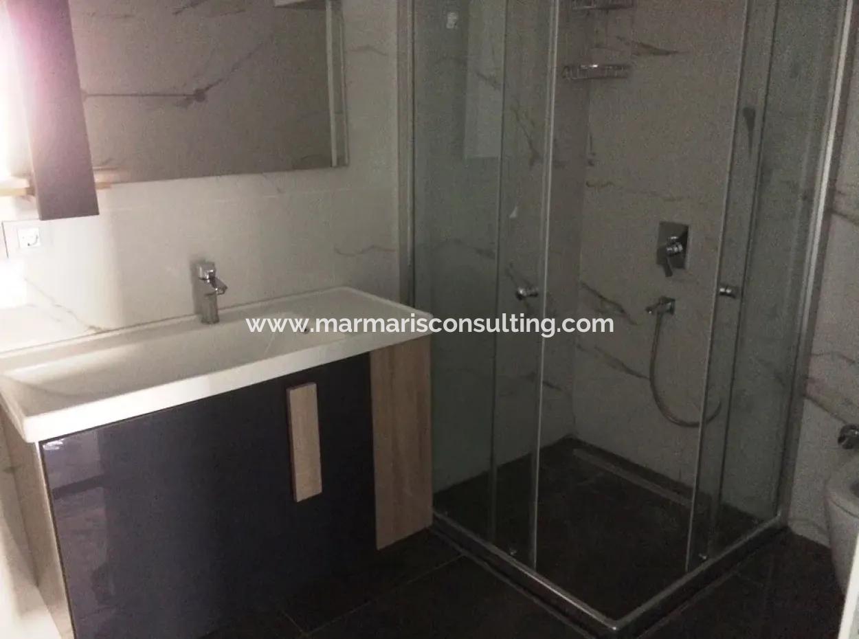 Marmaris Merkez Satılık Sıfır 2 Oda 1 Salon Lüks Kapalı Garajı Mevcut Daire 100M2