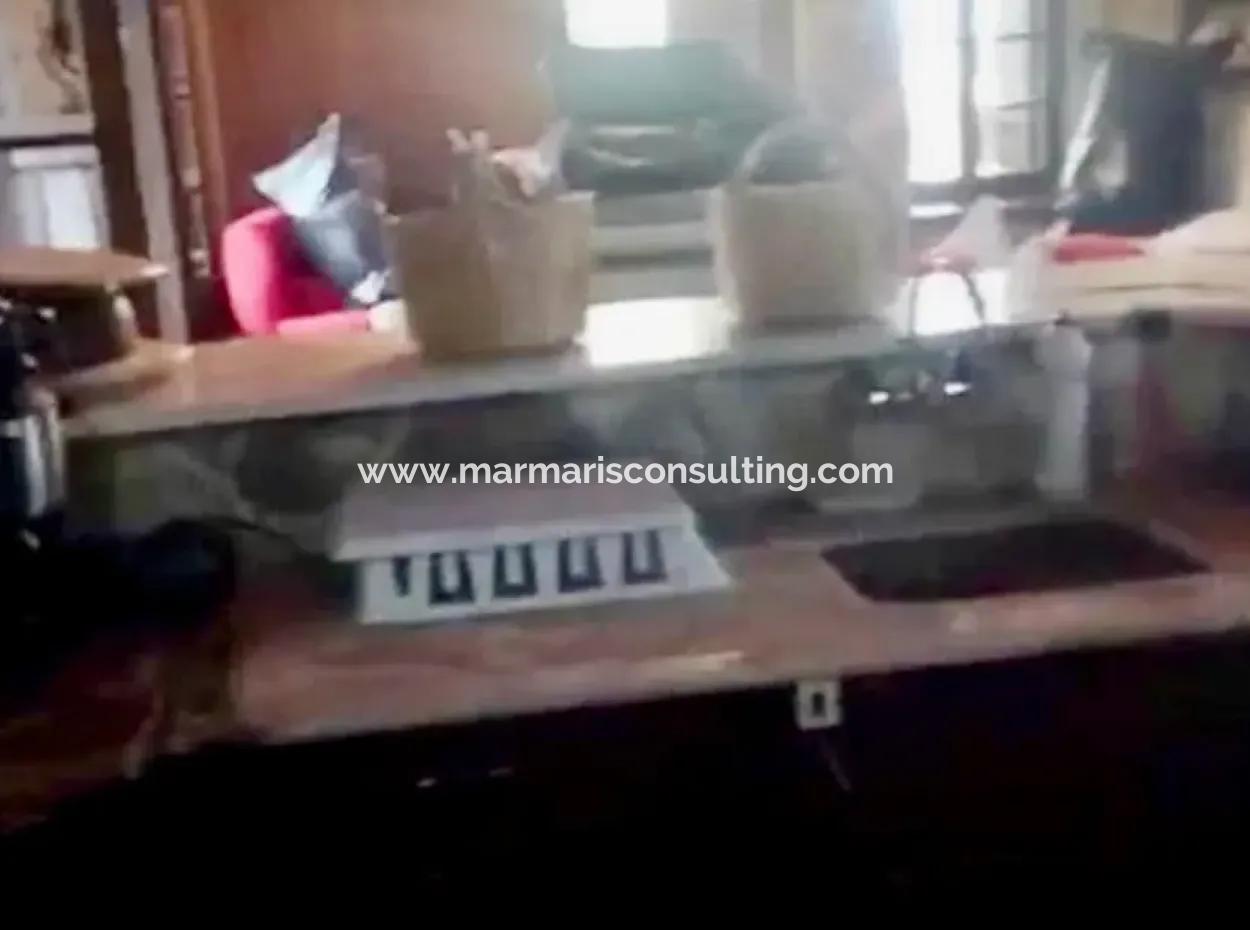 Marmaris Bölgesinde 81000M2  Satılık Ada 31000M2 Tapu İçerisinde Yasal Evi Bulunan Resmi Elektrik Su Mevcut Malikane