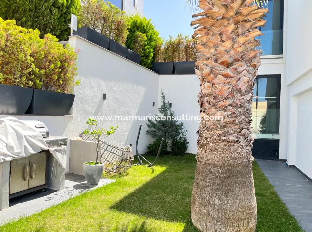 Yalıkavak Marinaya Sadece Bir Kaç Dakika Mesafede Tam Müstakil Villa