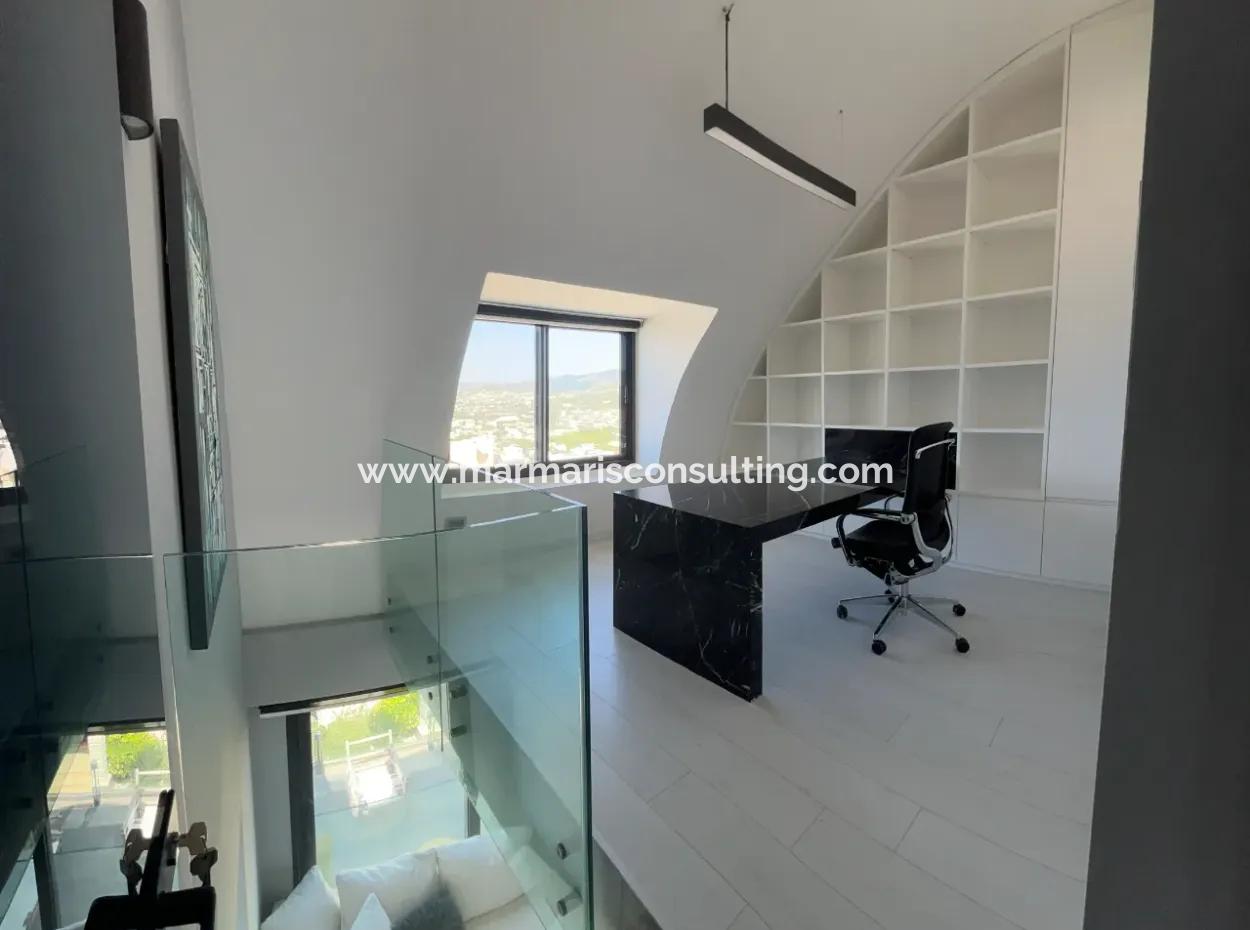 Yalıkavak Marinaya Sadece Bir Kaç Dakika Mesafede Tam Müstakil Villa