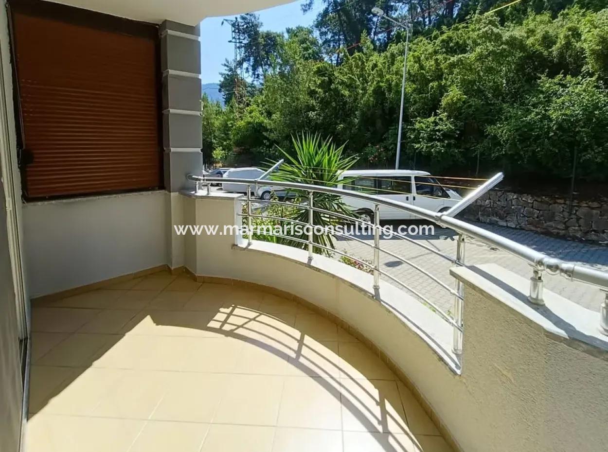Marmaris İlçesi Beldibi Mahallesi Doğa Manzaralı Yüzme Havuzlu Site İçerisinde 3+1 Bahçe Dubleks Satılık Daire