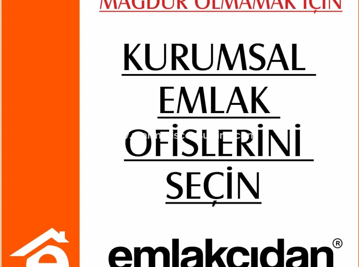 Marmaris Kapalı Çarşıda Satılık 4 Katlı Komple Bina.