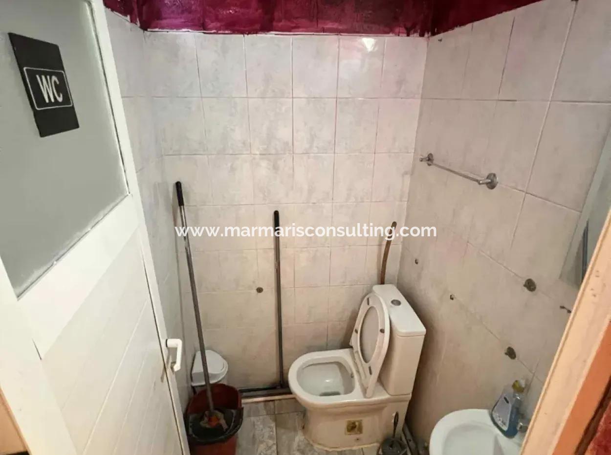 Marmaris Hareketli Merkezinde Eşsiz Konsepti İle Hazır Müşterisi Olan Satılık Dükkan