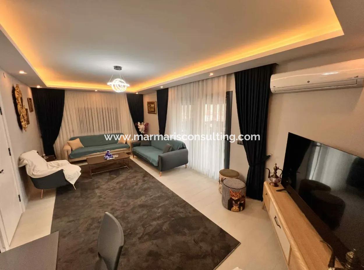 Harika Bir Portföy Marmaris'in Saklı Cennetinde Yatırım Fırsatı: 838M2 Arsa İçerisinde Lüks 5 Adet 2+1 110M2 Daireler Marmaris'e Sadece 15 Km Uzaklıkta,