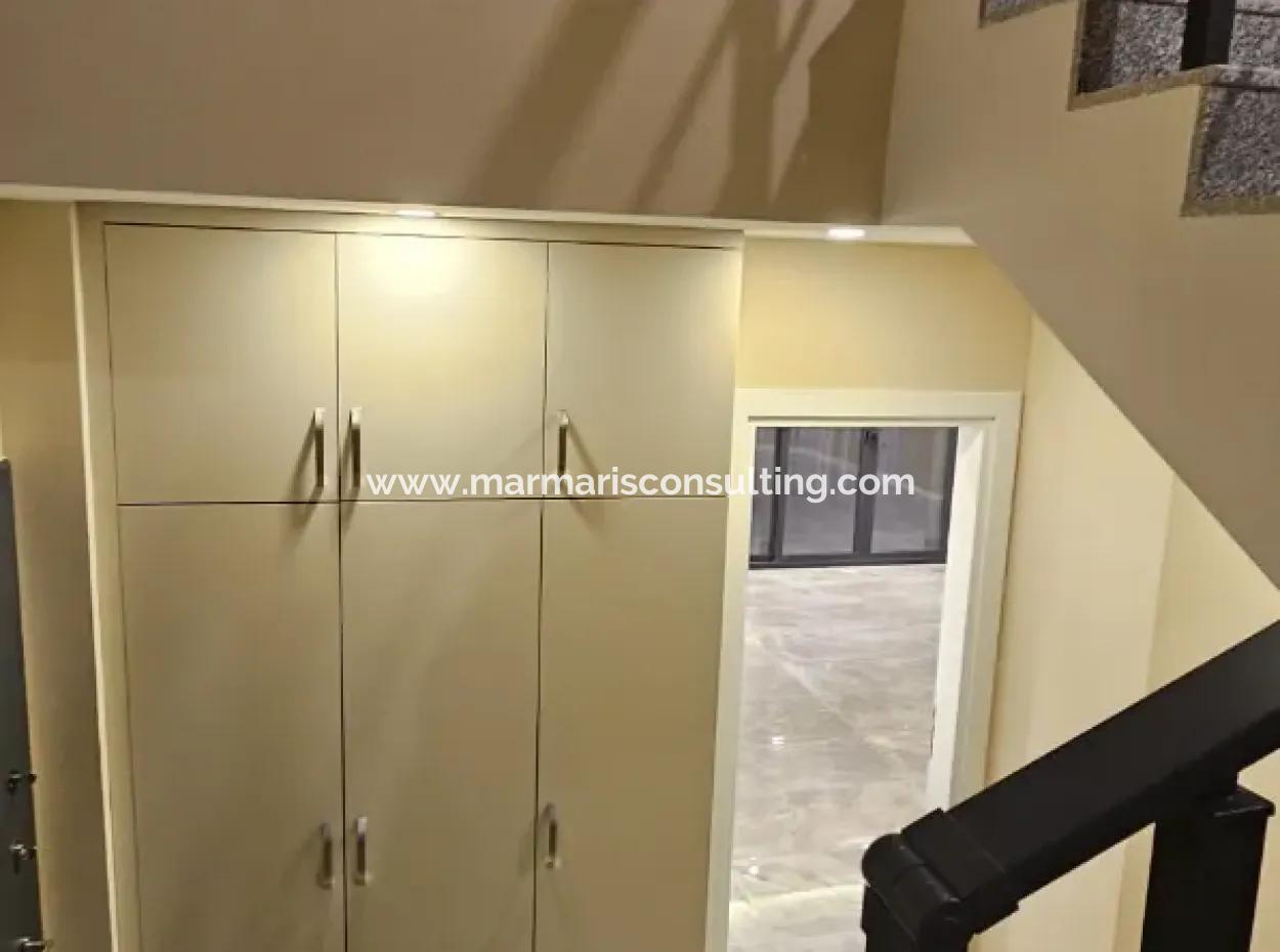 İçmeler Mahallesi 4+1 Tam Müstakil Sıfır Satılık Villa