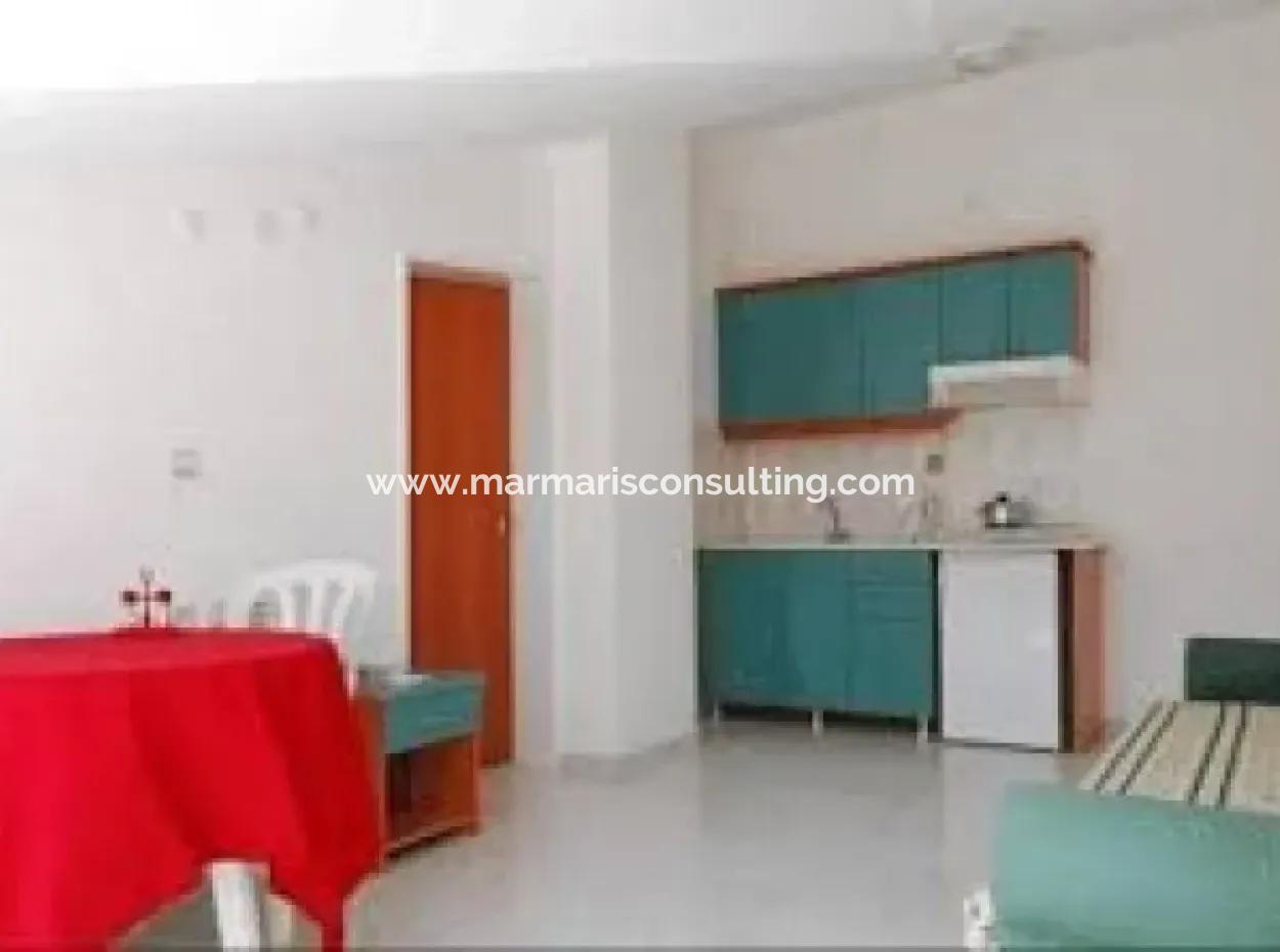 Marmaris Merkezinde Satılık 33 Odalı Apart Otel