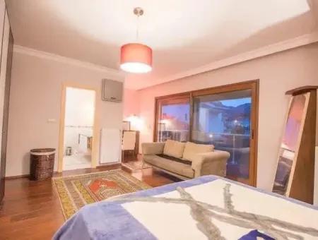 Marmaris Armutalan Mevkii Tam Müstakil Havuzlu 4 Oda 1 Salon Tripleks Villa Satılık